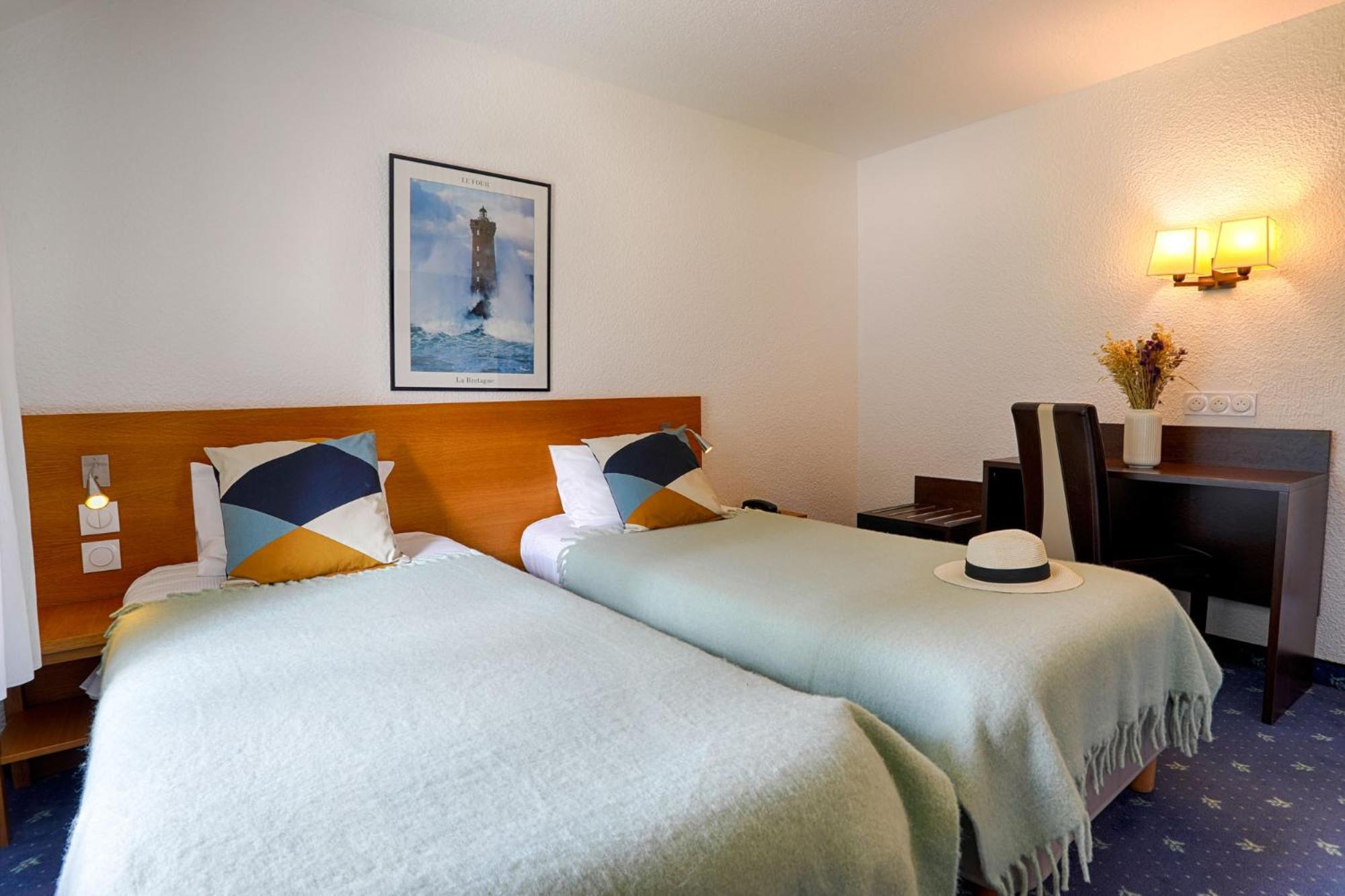 Hotel Le Branhoc - Brit Hotel Auray Buitenkant foto