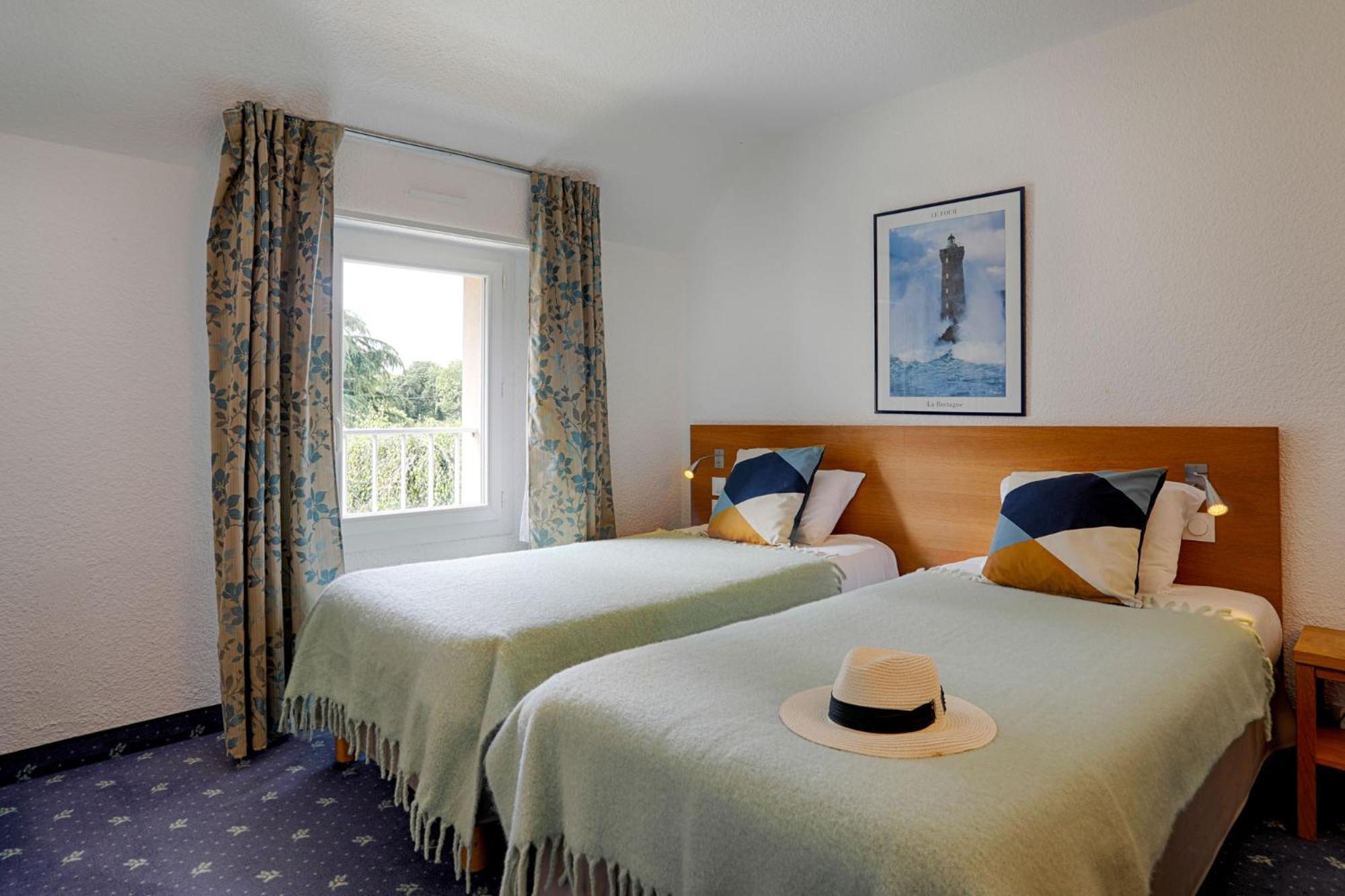 Hotel Le Branhoc - Brit Hotel Auray Buitenkant foto