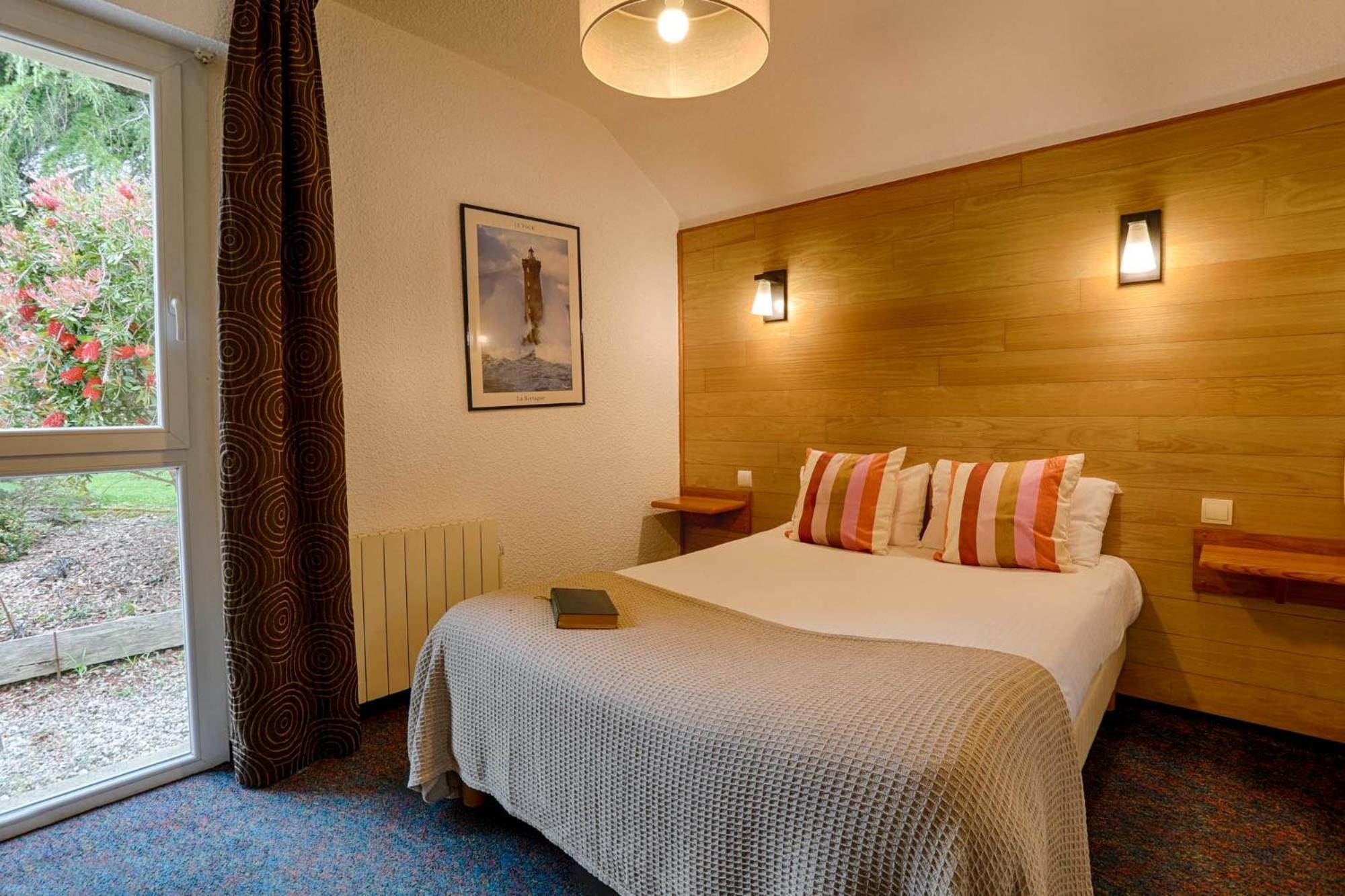 Hotel Le Branhoc - Brit Hotel Auray Buitenkant foto